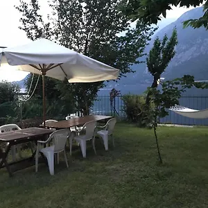 L For Lake - Luca's Mansarda Mandello del Lario